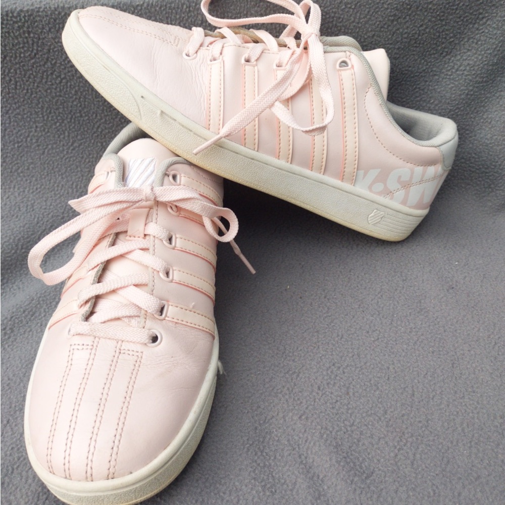 K-Swiss Pink Sneakers